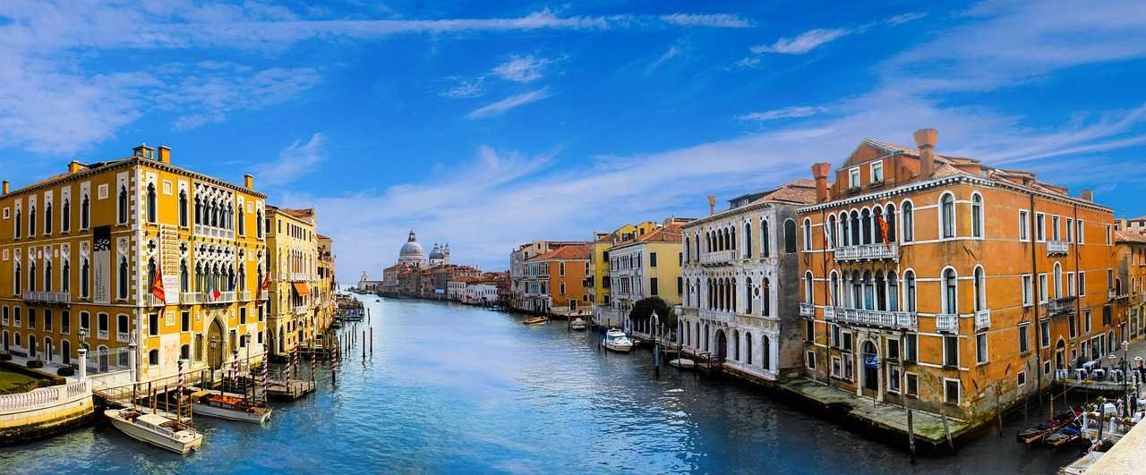 Romance to Alps – Italy, Switzerland & Paris Dream Tour - Transfers