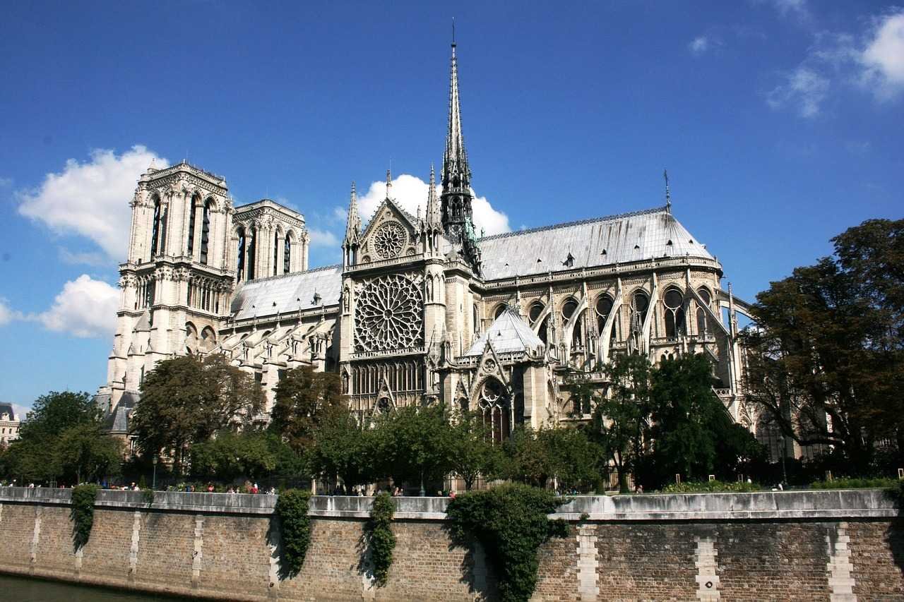 The Ultimate Europe Travokash Group Tour - Stays